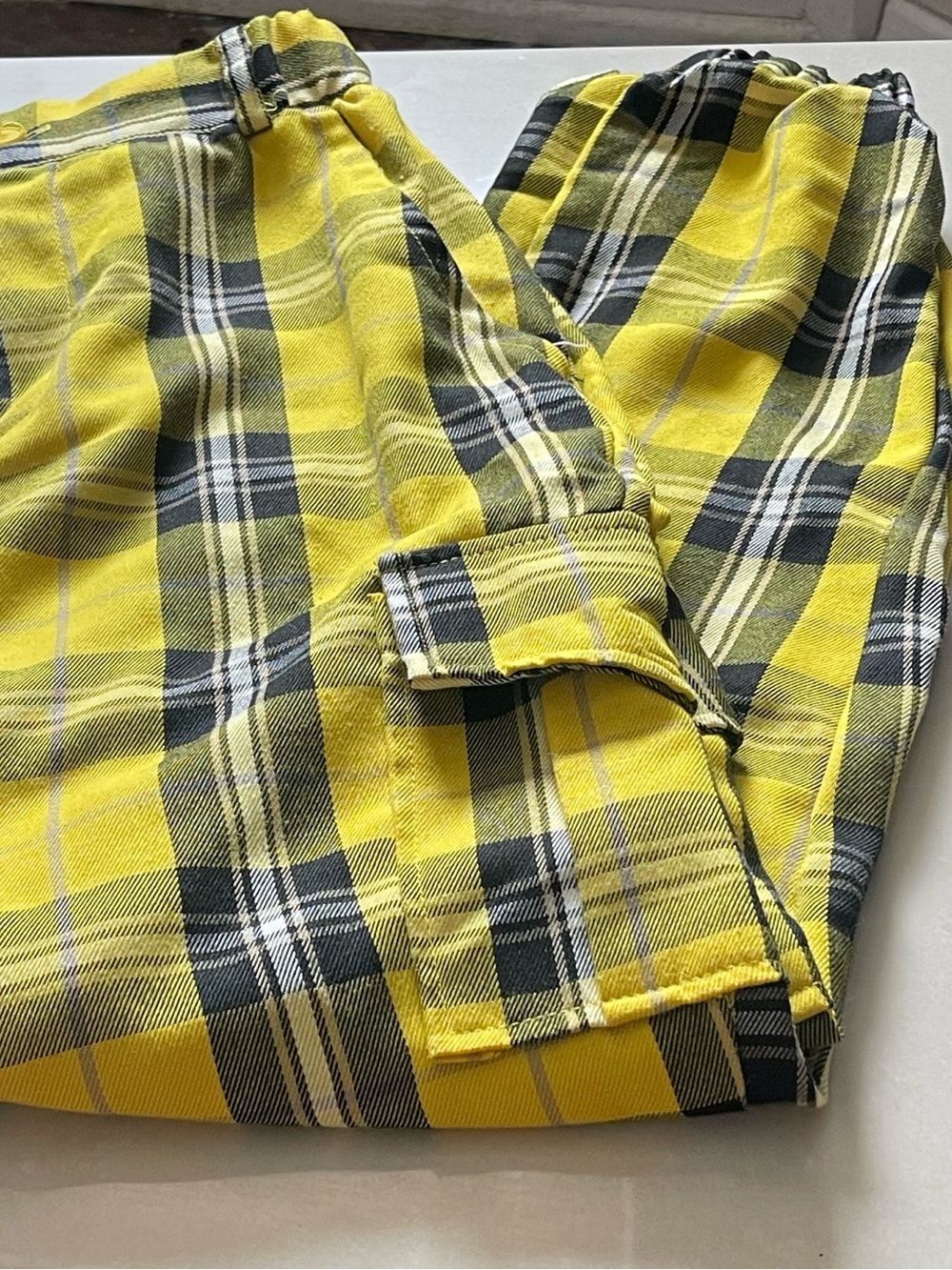 Yellow Plaid Lightweight Cargo Pants Size M